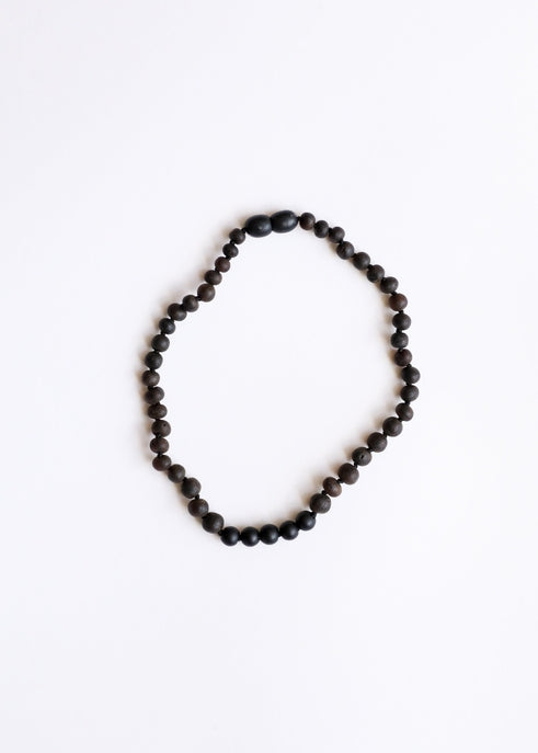 Canyon Leaf Raw Black Baltic Amber + Shungite Necklace - 11 inch
