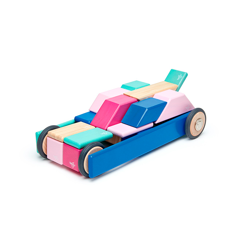 42-Piece Set Magnetic Wooden Blocks Tegu Classics