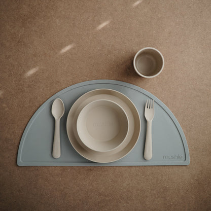 Round Dinnerware Plates