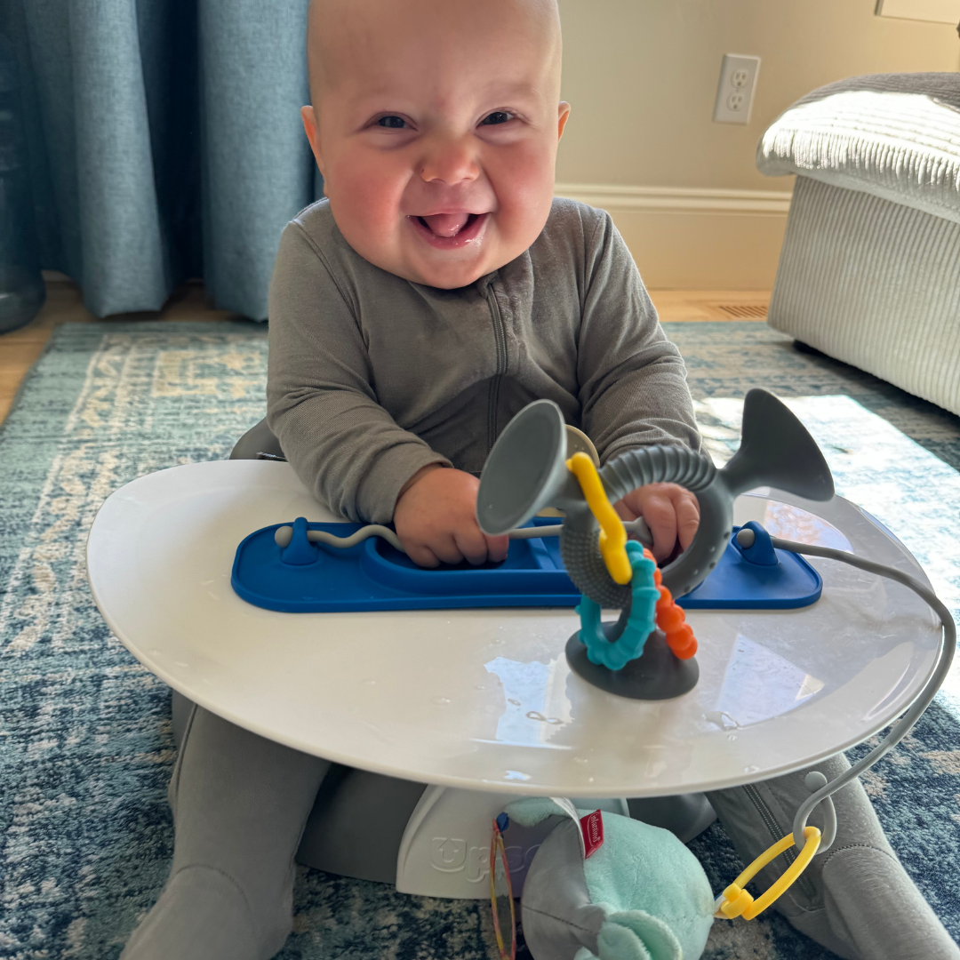 Busy Baby Mini Mat with Toy Straps