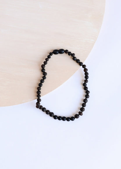 Canyon Leaf Raw Black Baltic Amber + Shungite Necklace - 11 inch