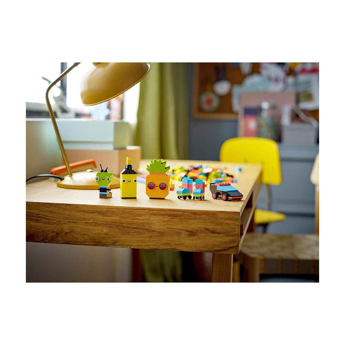 LEGO® Classic Creative Neon Fun | 11027
