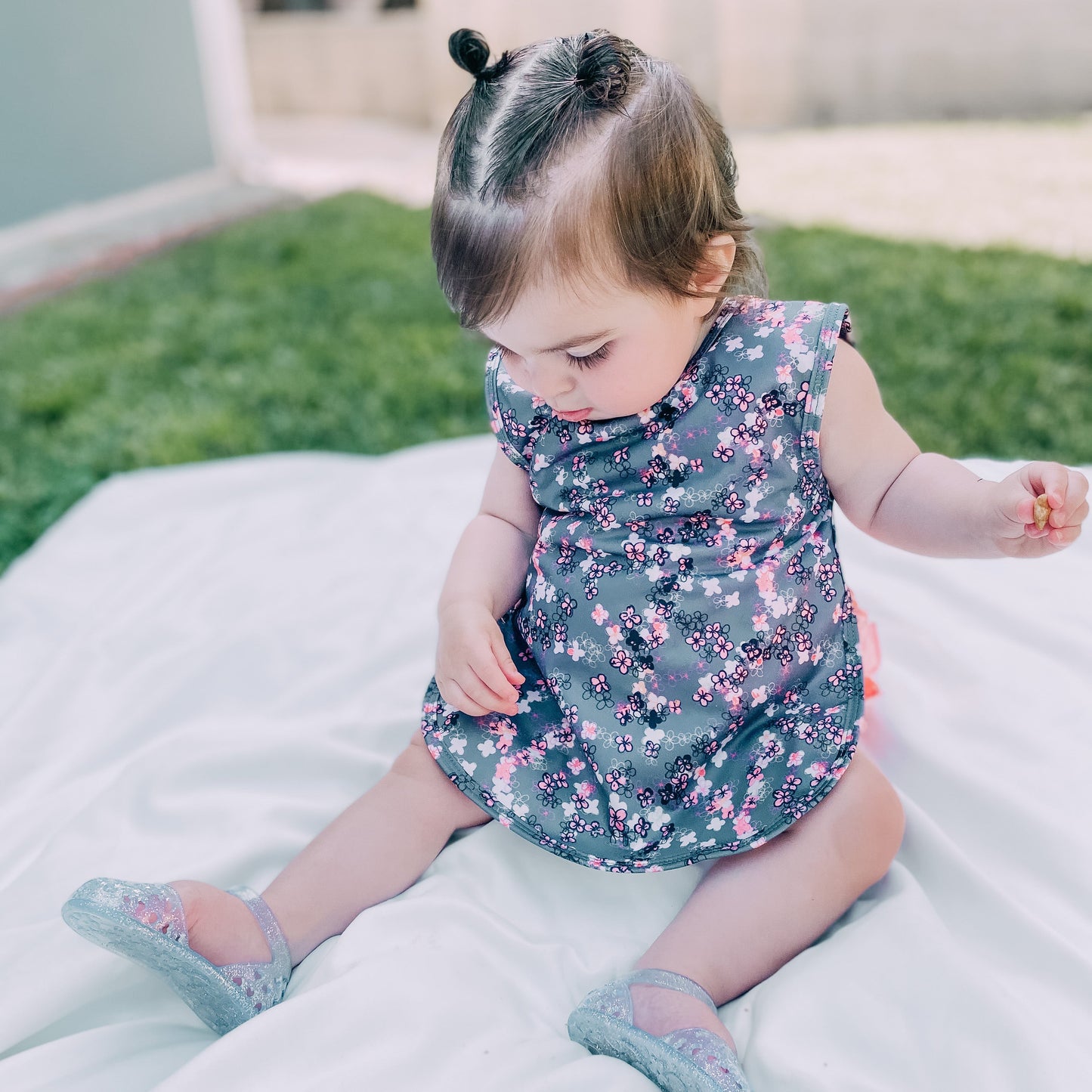 Ditsy Floral Bapron SALE **PRESCHOOL SIZE ONLY**