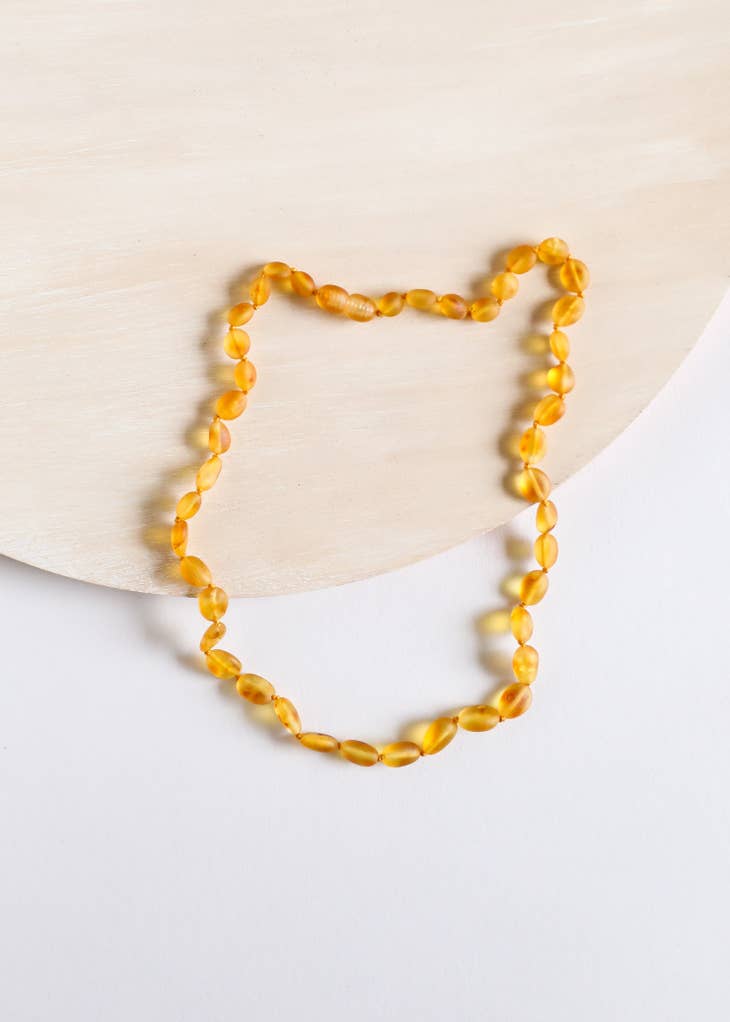 Canyon Leaf Raw Honey Amber || Classic Necklace- 18 inch